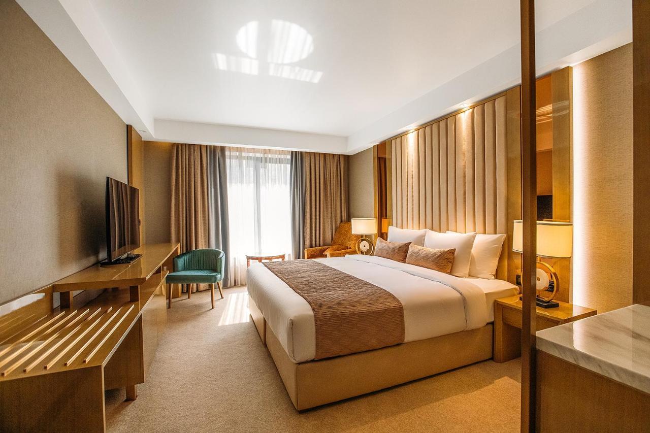 Marjan Plaza Hotel Tbilisi Zewnętrze zdjęcie