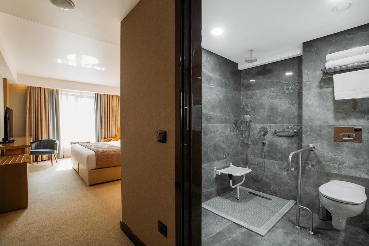 Marjan Plaza Hotel Tbilisi Zewnętrze zdjęcie